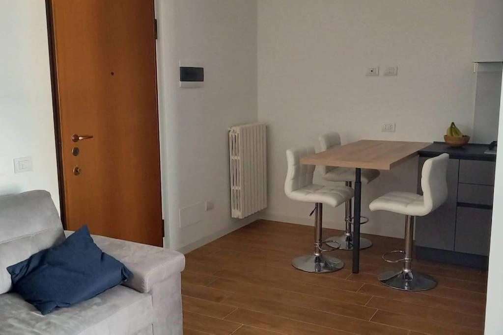 Spilamberto 6B - 12Mins From San Donato M3 Station Διαμέρισμα San Donato Milanese Εξωτερικό φωτογραφία